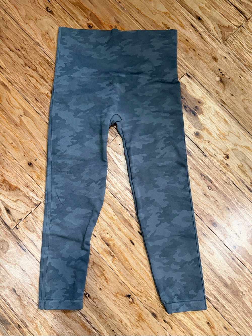 SPANX High-Waist Camo Leggings - Charcoal